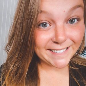 Meet your Posher, Kasey